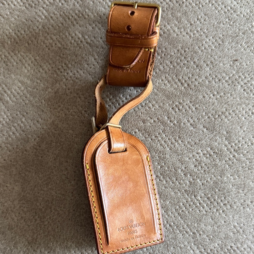 Louis Vuitton Brown Leather Bag Tag